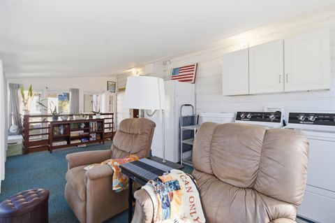 Tiny photo for 24140 Lanier Street, Tallahassee, FL 32310 (MLS # 393227)