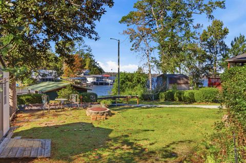 Tiny photo for 24140 Lanier Street, Tallahassee, FL 32310 (MLS # 393227)