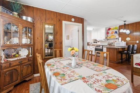 Tiny photo for 24140 Lanier Street, Tallahassee, FL 32310 (MLS # 393227)