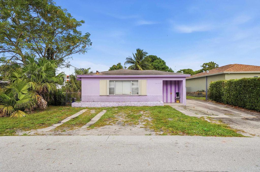 Photo of 2043 NW 8TH Street, Other Florida, FL 33069 (MLS # 395343)