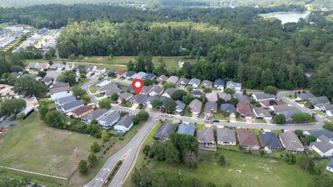 Tiny photo for 8424 Ivy Brook Lane, Tallahassee, FL 32312 (MLS # 400248)