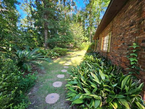Tiny photo for 3429 Lakeshore Drive, Tallahassee, FL 32312 (MLS # 382328)