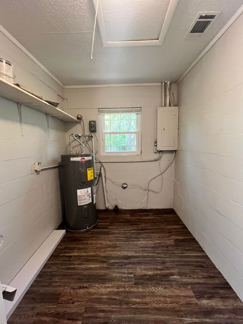 Tiny photo for 2613 Rippee Road, Tallahassee, FL 32303 (MLS # 397648)