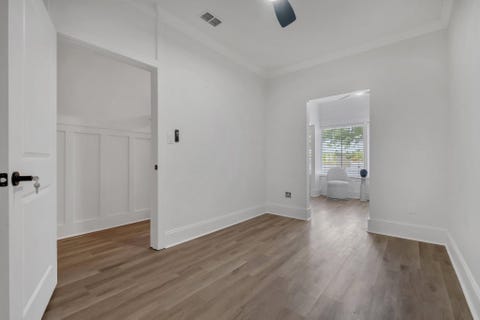Tiny photo for 1725 NE Capital Circle #205, Tallahassee, FL 32308 (MLS # 400865)