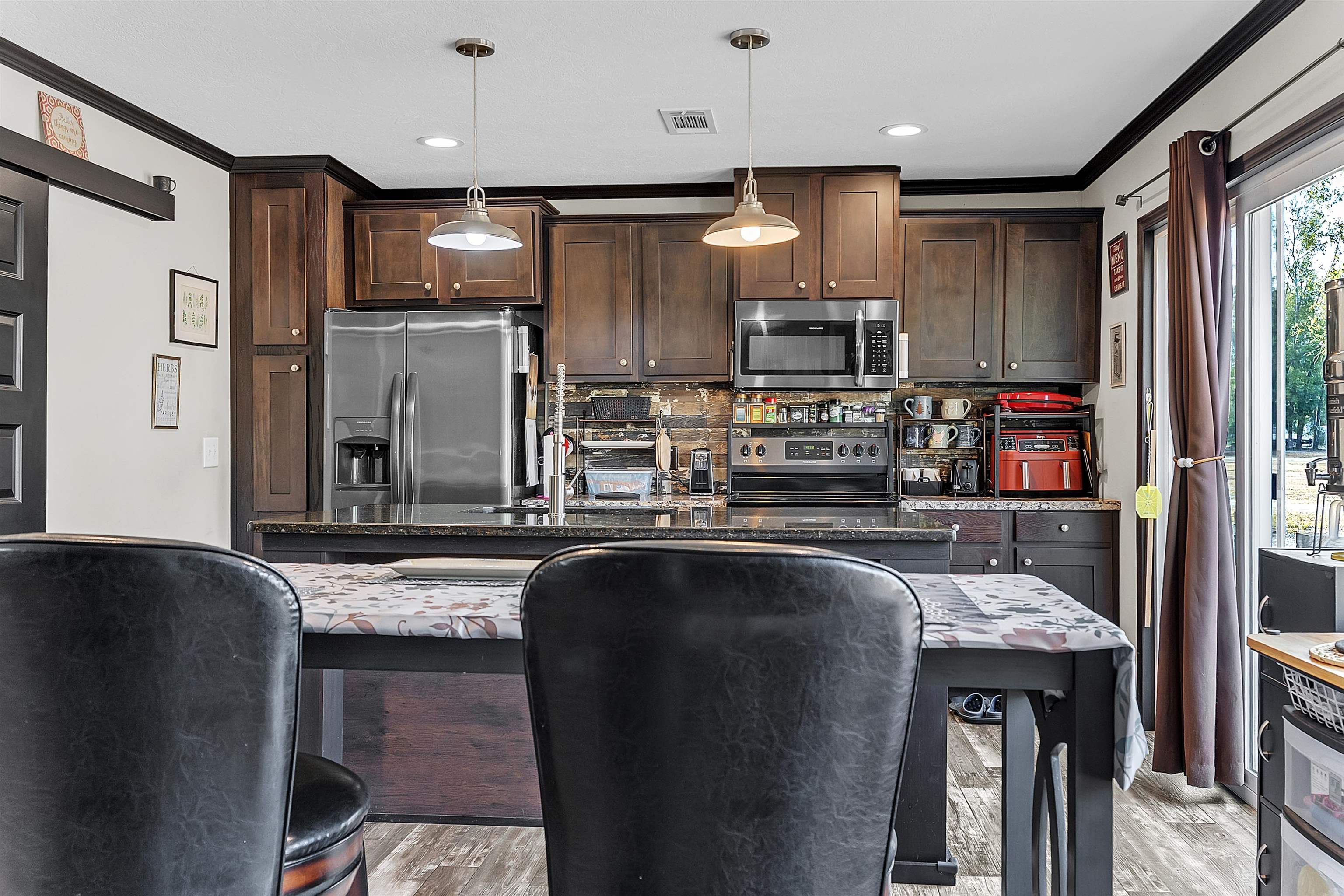 616 NE Hillside Terrace Street