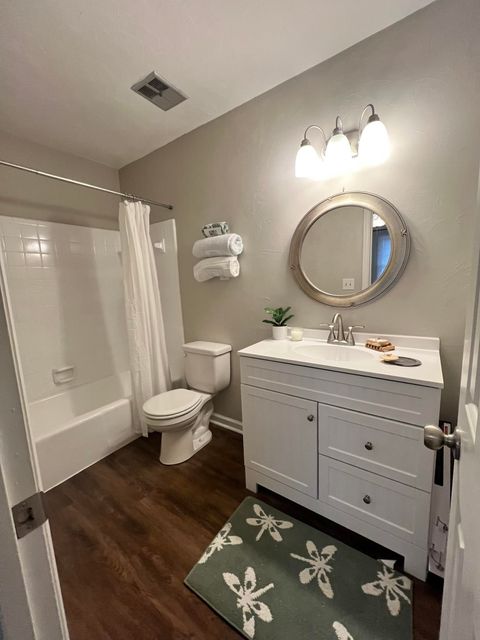 Tiny photo for 1000 Holland Drive #3, Tallahassee, FL 32301 (MLS # 394599)