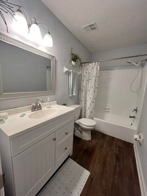 Tiny photo for 1000 Holland Drive #3, Tallahassee, FL 32301 (MLS # 394599)