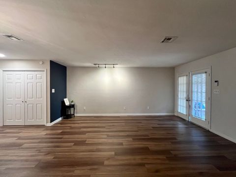 Tiny photo for 1000 Holland Drive #3, Tallahassee, FL 32301 (MLS # 394599)
