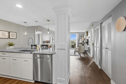 Tiny photo for 300 S DUVAL Street #1108, Tallahassee, FL 32301 (MLS # 393916)