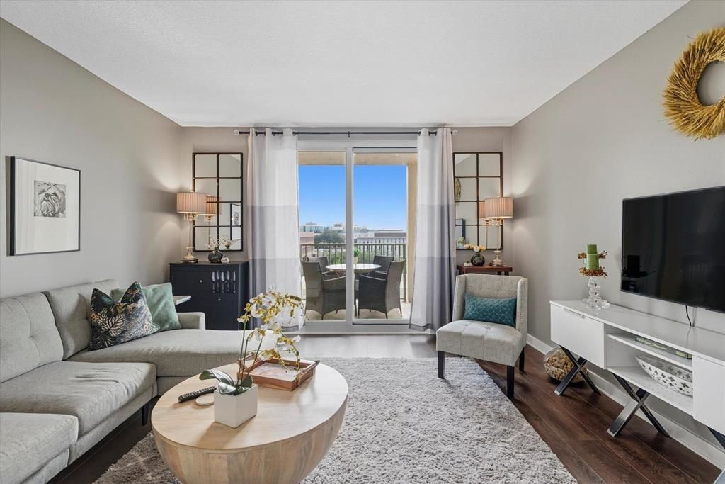 Photo of 300 S DUVAL Street #1108, Tallahassee, FL 32301 (MLS # 393916)