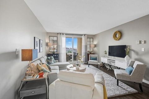 Tiny photo for 300 S DUVAL Street #1108, Tallahassee, FL 32301 (MLS # 393916)