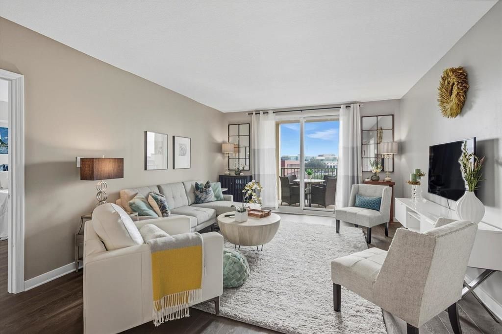 Photo of 300 S DUVAL Street #1108, Tallahassee, FL 32301 (MLS # 393916)