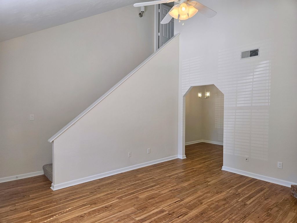 Photo of 431 RICHVIEW PARK CIR East #bsouth, Tallahassee, FL 32301 (MLS # 400353)
