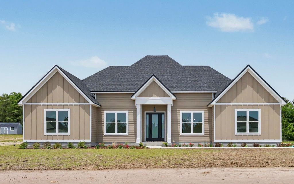 Photo of 60 Golden Loop, Crawfordville, FL 32327 (MLS # 399601)