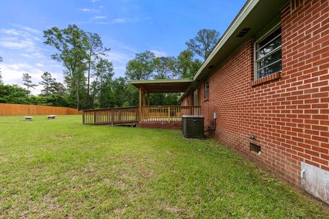 Tiny photo for 4068 English Road, Marianna, FL 32448 (MLS # 399157)