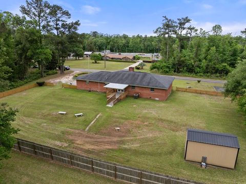 Tiny photo for 4068 English Road, Marianna, FL 32448 (MLS # 399157)