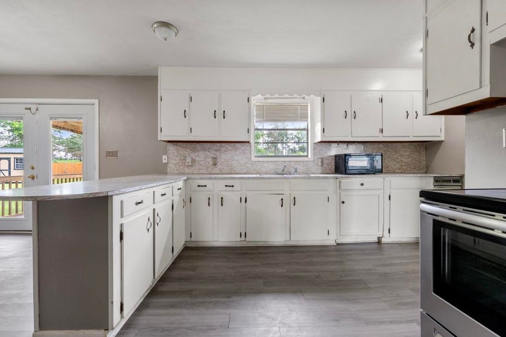 Photo of 4068 English Road, Marianna, FL 32448 (MLS # 399157)