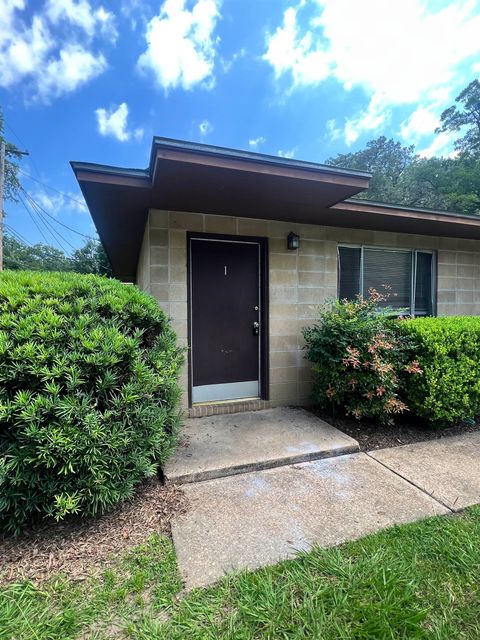 Photo of 1501 Branch Street #3, Tallahassee, FL 32303 (MLS # 400145)