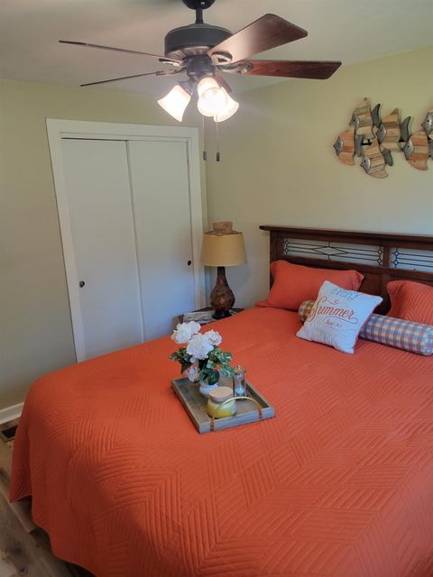 Tiny photo for 18842 Star Hill Lane, Tallahassee, FL 32310 (MLS # 394342)