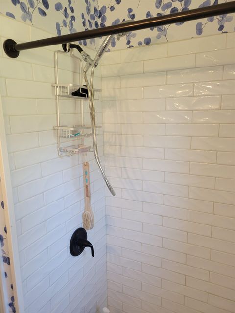 Tiny photo for 18842 Star Hill Lane, Tallahassee, FL 32310 (MLS # 394342)