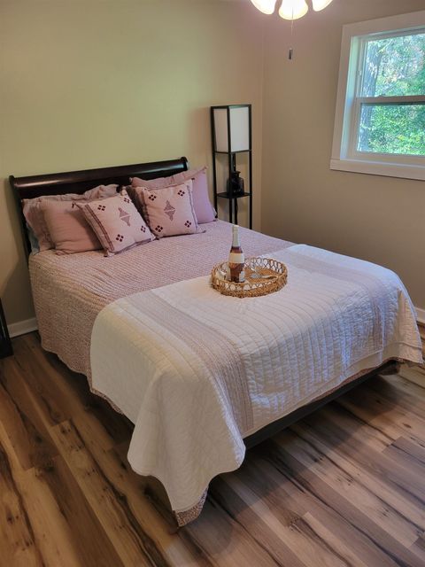 Tiny photo for 18842 Star Hill Lane, Tallahassee, FL 32310 (MLS # 394342)