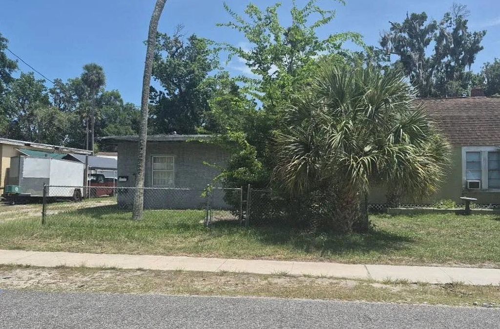 Photo of 713 North Street, Other Florida, FL 32114 (MLS # 401364)