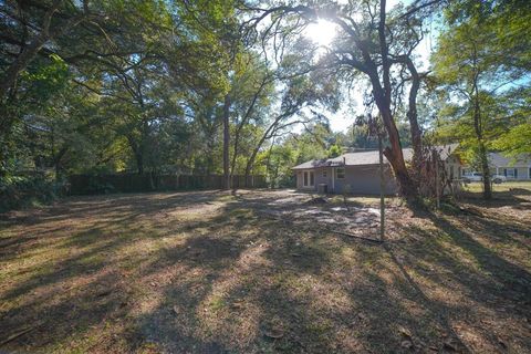 Tiny photo for 5057 Tillie Lane, Tallahassee, FL 32305 (MLS # 395818)