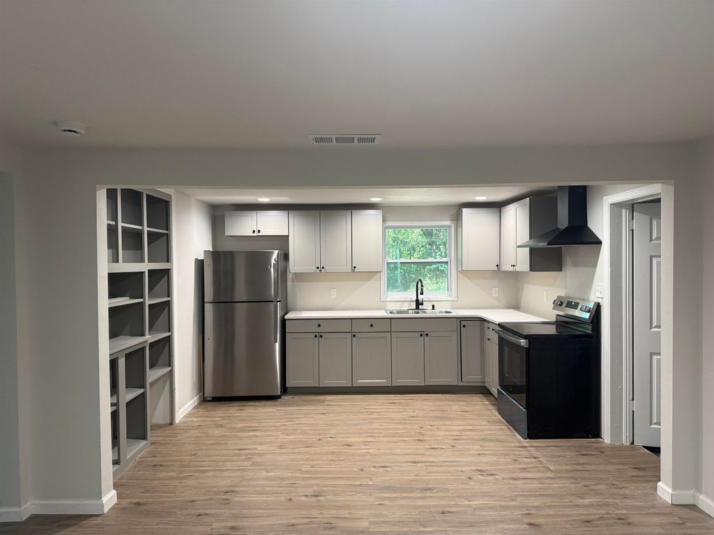 Photo of 5057 Tillie Lane, Tallahassee, FL 32305 (MLS # 395818)