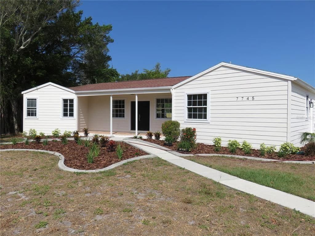 Photo of 7745 Westmoreland Drive, Other Florida, FL 34243 (MLS # 399268)
