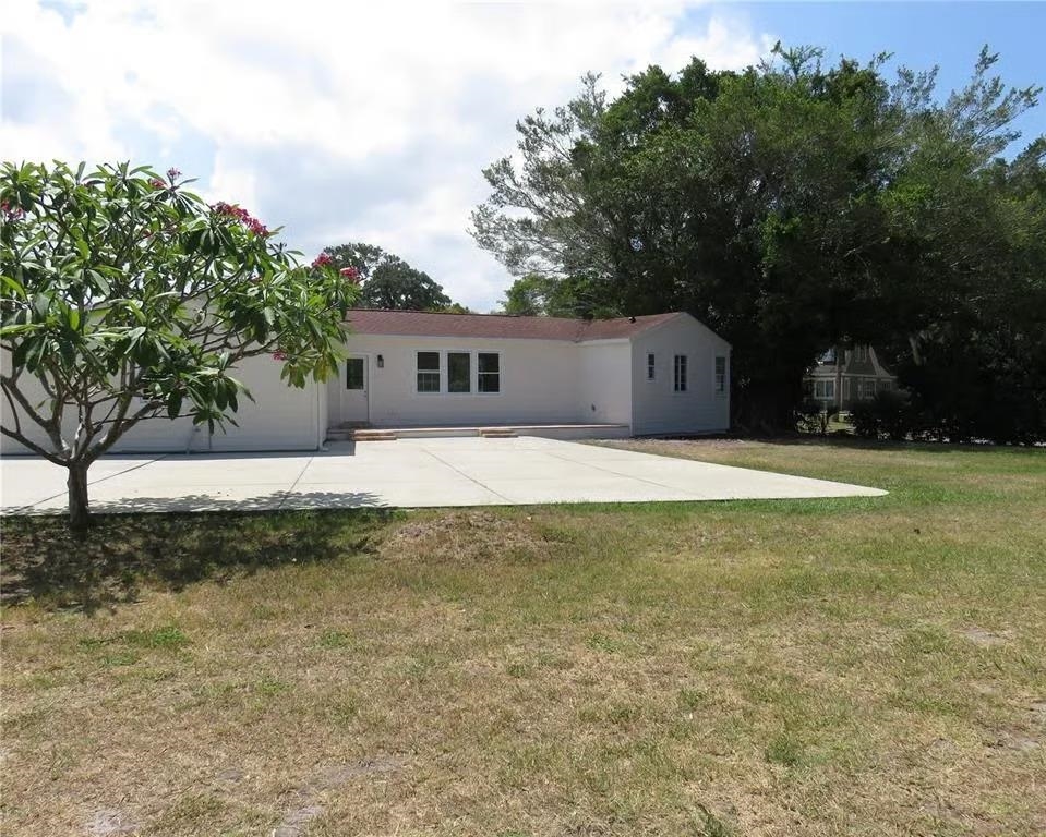 7745 Westmoreland Drive