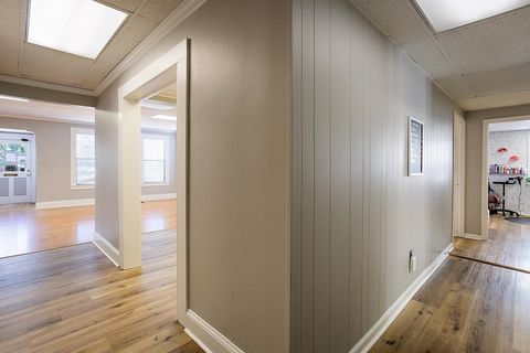 Tiny photo for 250 E 6Th Avenue, Tallahassee, FL 32303 (MLS # 389463)