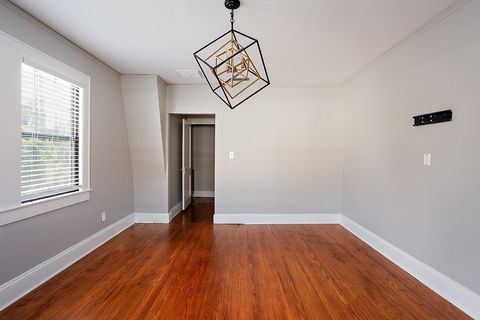 Tiny photo for 250 E 6Th Avenue, Tallahassee, FL 32303 (MLS # 389463)