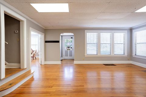 Tiny photo for 250 E 6Th Avenue, Tallahassee, FL 32303 (MLS # 389463)