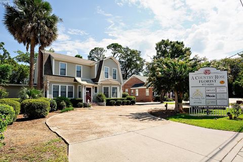Tiny photo for 250 E 6Th Avenue, Tallahassee, FL 32303 (MLS # 389463)