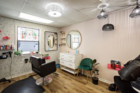 Tiny photo for 250 E 6Th Avenue, Tallahassee, FL 32303 (MLS # 389463)