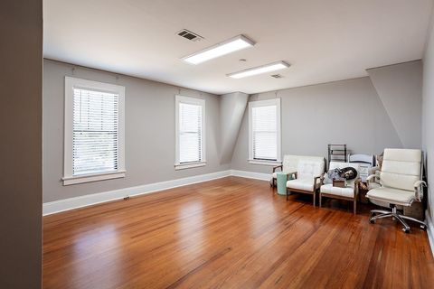 Tiny photo for 250 E 6Th Avenue, Tallahassee, FL 32303 (MLS # 389463)
