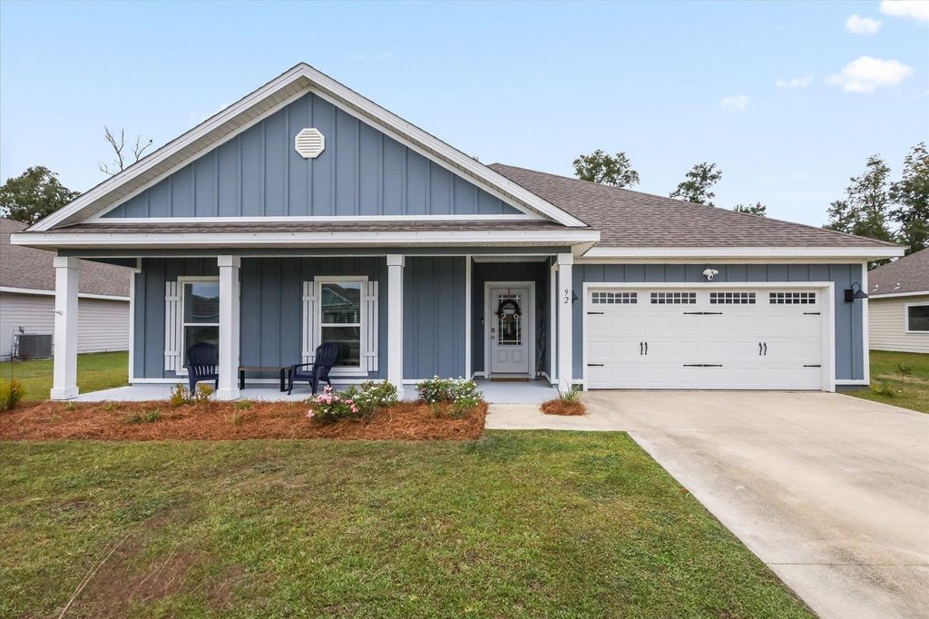 Photo of 92 Windsor Way, Crawfordville, FL 32327 (MLS # 395630)