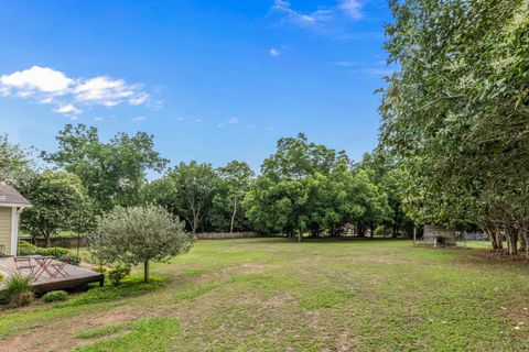 Tiny photo for 2400 Napoleon Bonaparte Drive, Tallahassee, FL 32308 (MLS # 400288)