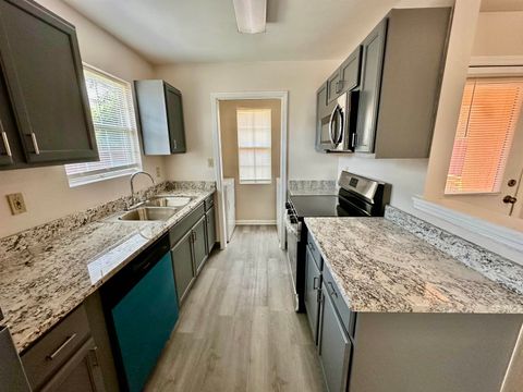 Tiny photo for 3180 N RIDGE Road #-, Tallahassee, FL 32305 (MLS # 385370)