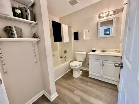 Tiny photo for 3180 N RIDGE Road #-, Tallahassee, FL 32305 (MLS # 385370)