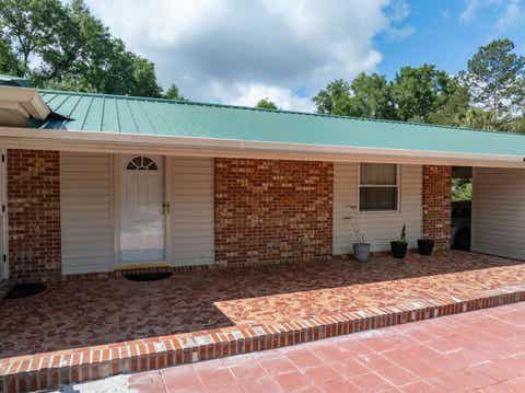Tiny photo for 422 NW College Loop, Madison, FL 32340 (MLS # 402920)