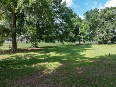 Tiny photo for 422 NW College Loop, Madison, FL 32340 (MLS # 402920)