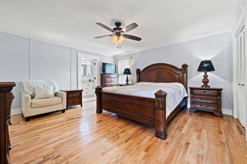 Tiny photo for 422 NW College Loop, Madison, FL 32340 (MLS # 402920)