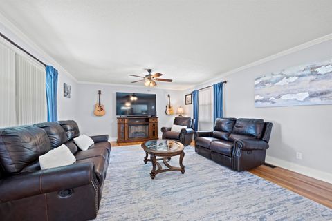 Tiny photo for 422 NW College Loop, Madison, FL 32340 (MLS # 402920)