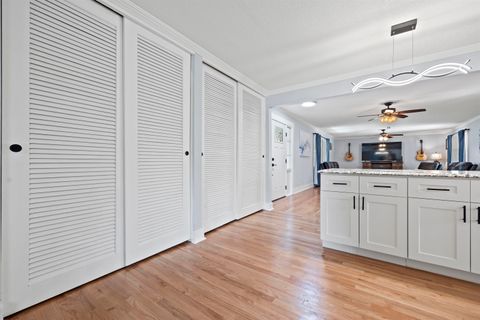 Tiny photo for 422 NW College Loop, Madison, FL 32340 (MLS # 402920)