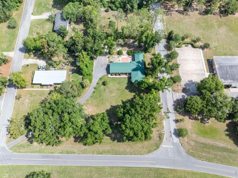 Tiny photo for 422 NW College Loop, Madison, FL 32340 (MLS # 402920)