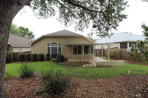 Tiny photo for 8449 Ivy Brook Lane, Tallahassee, FL 32312 (MLS # 400457)