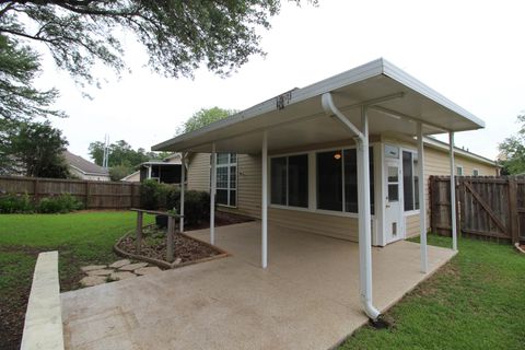 Tiny photo for 8449 Ivy Brook Lane, Tallahassee, FL 32312 (MLS # 400457)