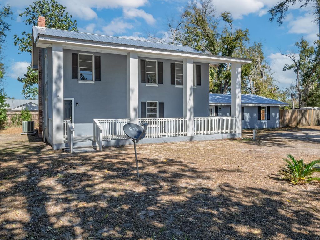 Photo of 510 W Ash Street, Perry, FL 32347 (MLS # 396273)