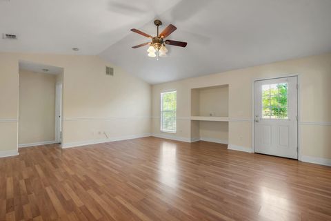 Tiny photo for 5828 Doonesbury Court, Tallahassee, FL 32303 (MLS # 398085)